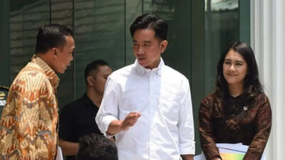 Didampingi Menteri Agama, Wapres RI Gibran Salat Jumat di Masjid Istiqlal Jakarta