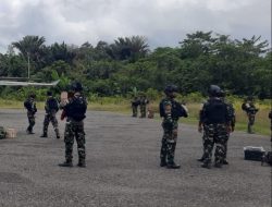 Pangkogabwilhan III dan Pangkodau III Tinjau Keamanan Distrik Manggelum di Boven Digoel