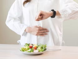Batas Waktu Makan Delapan Jam Efektif Turunkan Berat Badan